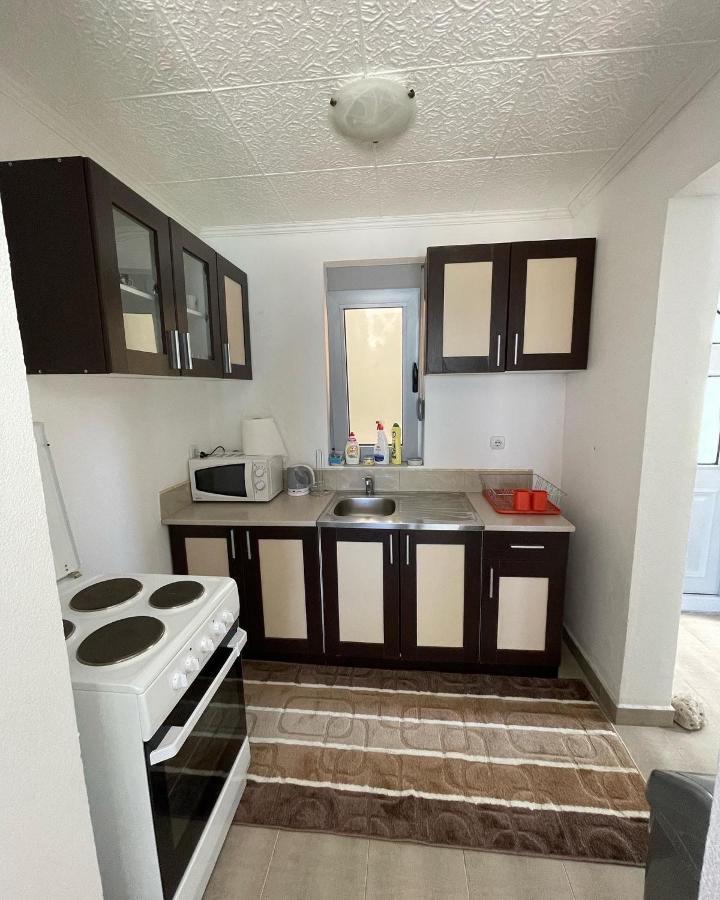 Apartman Ail 2 Ulcinj Exterior photo