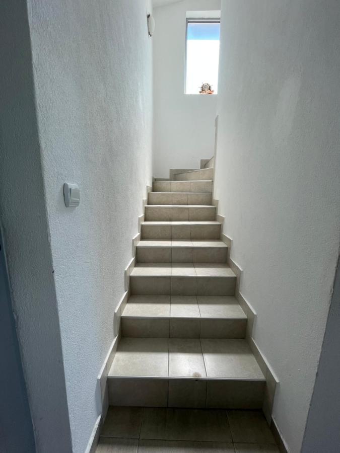 Apartman Ail 2 Ulcinj Exterior photo