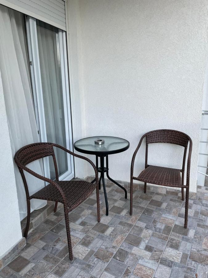 Apartman Ail 2 Ulcinj Exterior photo