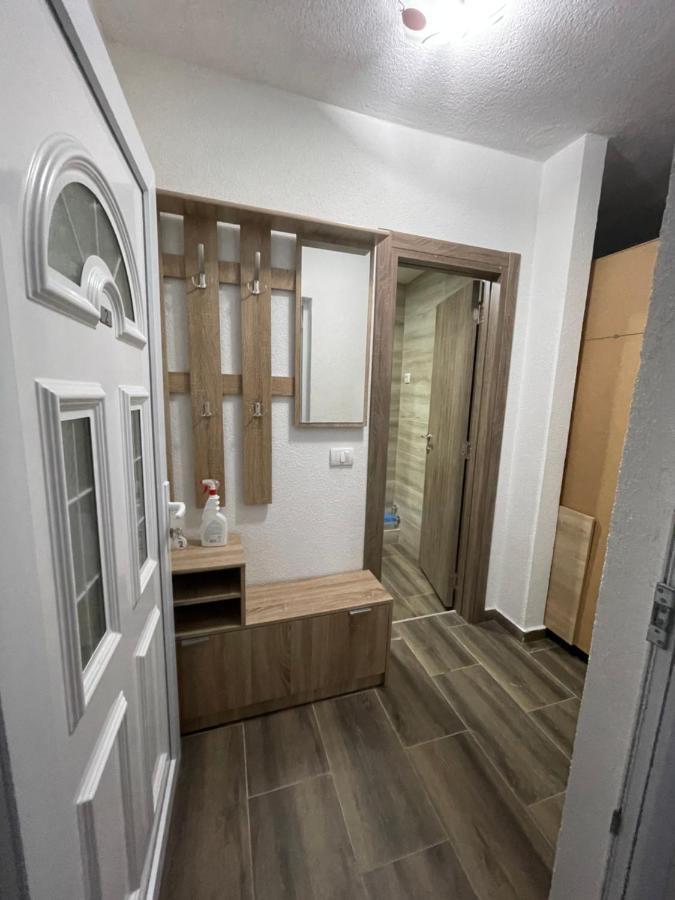 Apartman Ail 2 Ulcinj Exterior photo